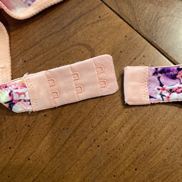 34B PINK Victoria’s Secret “Wear Everywhere Demi” Bra - Picture 11 of 15